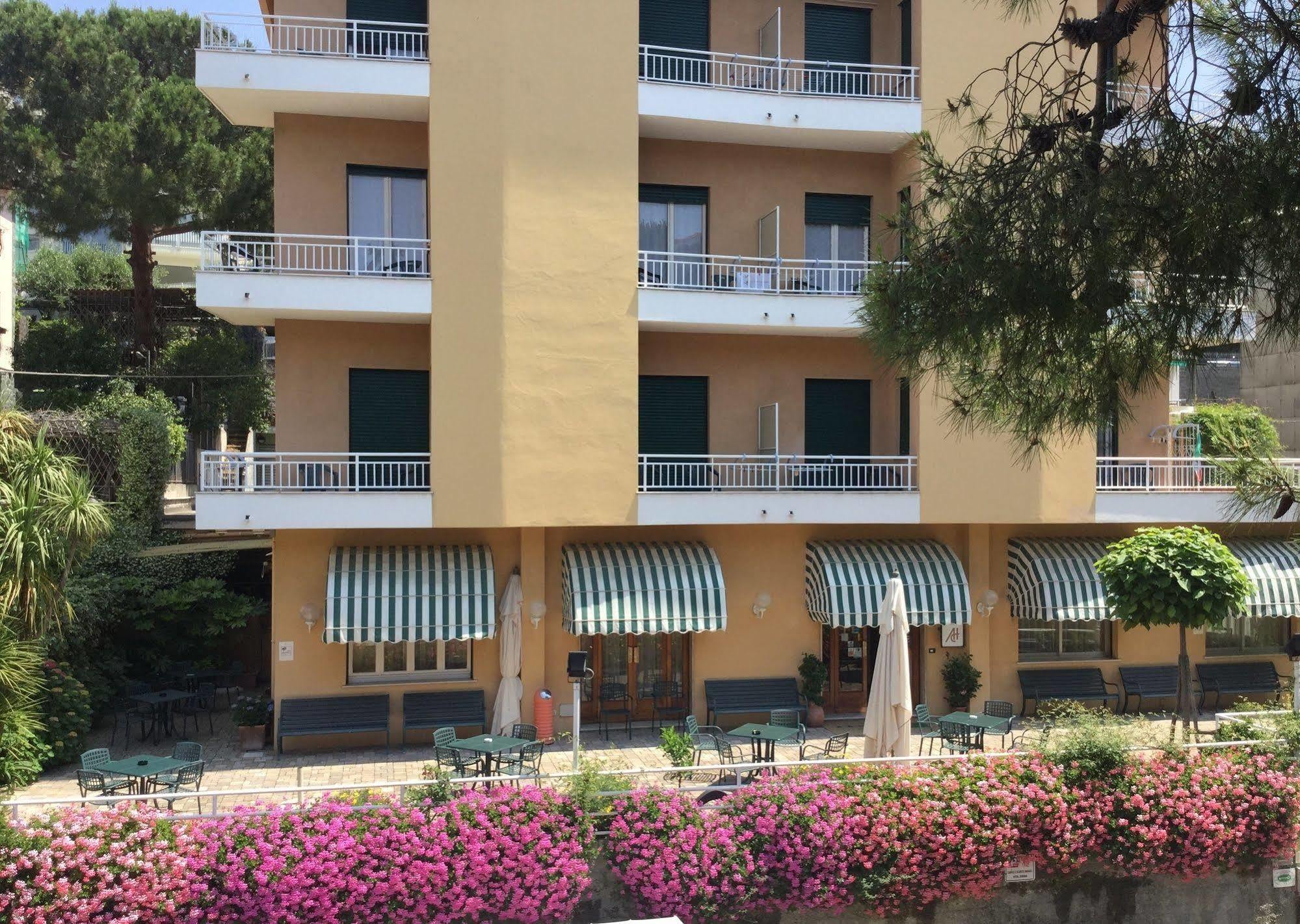 Albergo Adriana Celle Ligure Dış mekan fotoğraf